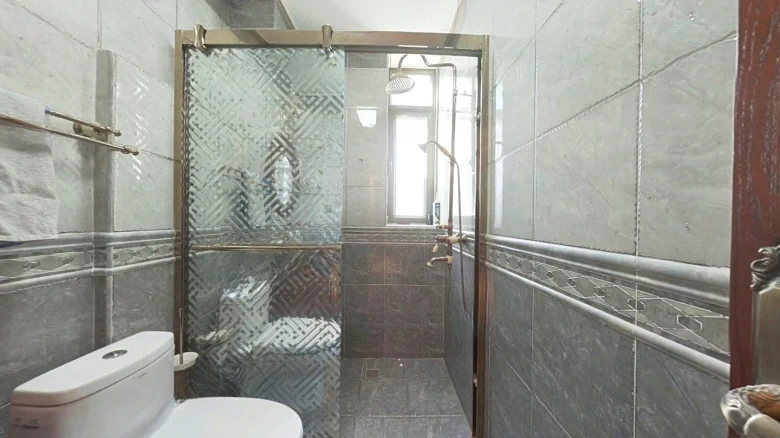 Jadeite Manor - View 16