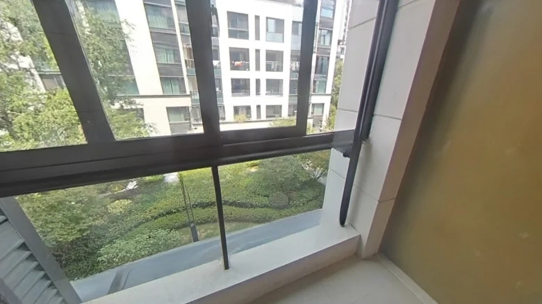 China Seasons - View 14