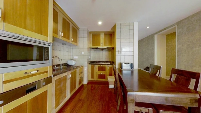 New Land International Apartment - View 4