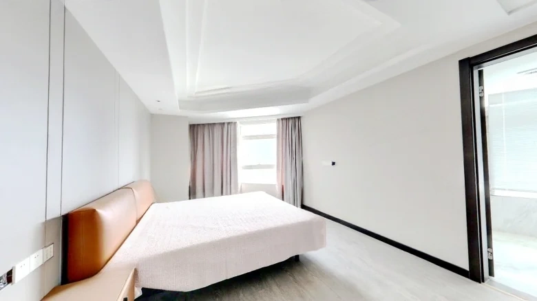 Cloud Villa - View 2