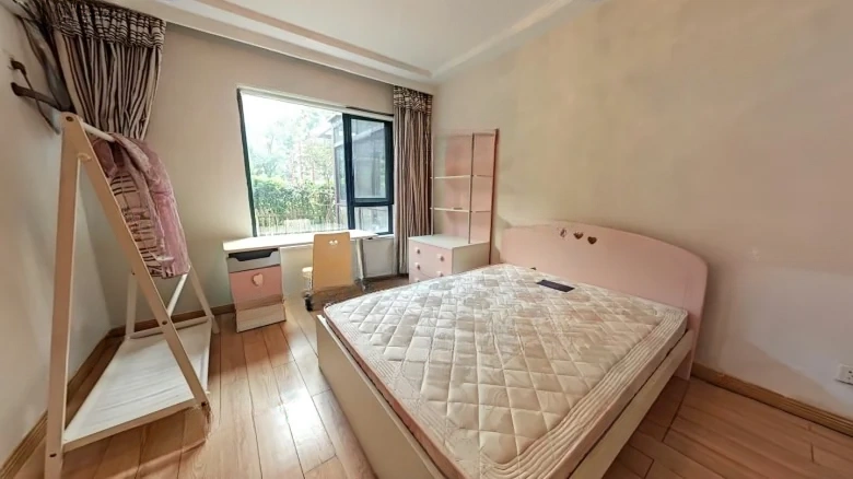 City Garden East District - View 4