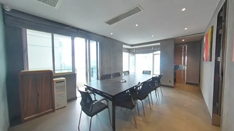 Flowing Flower Lord Court - View 11