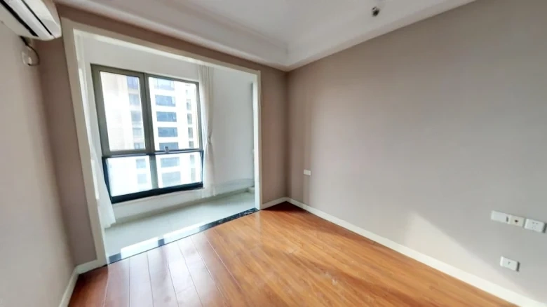 Clear Wind Riverfront - View 3