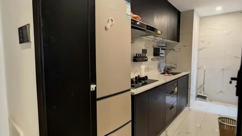 European Street 92 - View 5