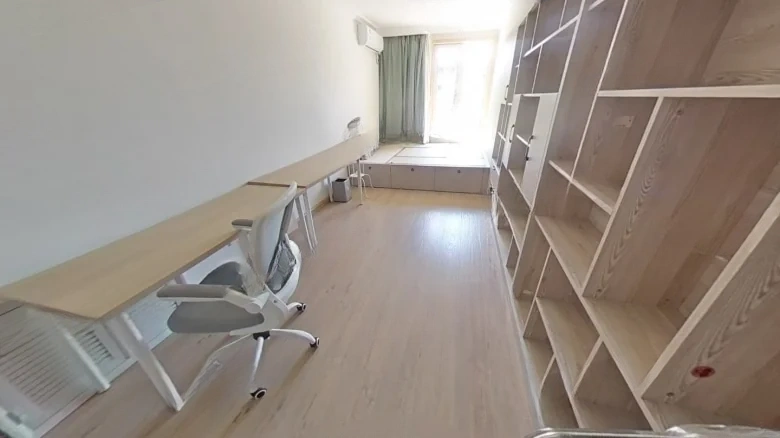 Eminent Hill Family Residence - View 4