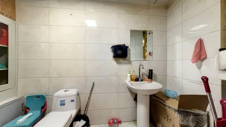 Minghu Plaza - View 7