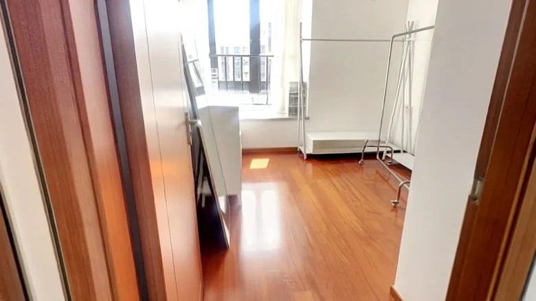 State Trade New Skyland - View 2