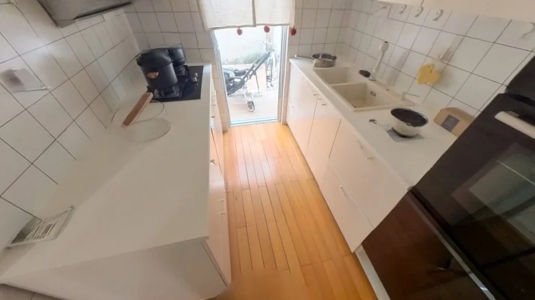 Elegant Garden Yaha Lake Residence - View 8