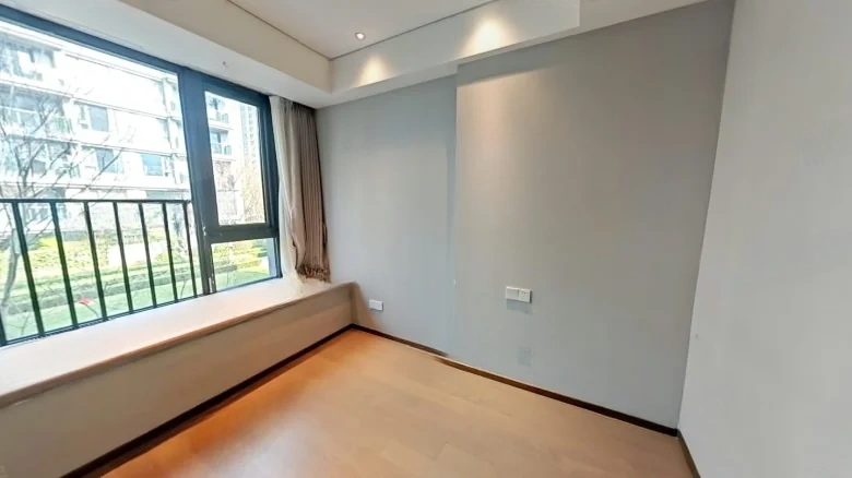 Guiyu Tinglan Pavilion - View 2