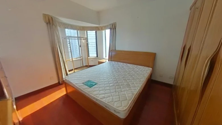 China Ocean Lakefront One - View 3