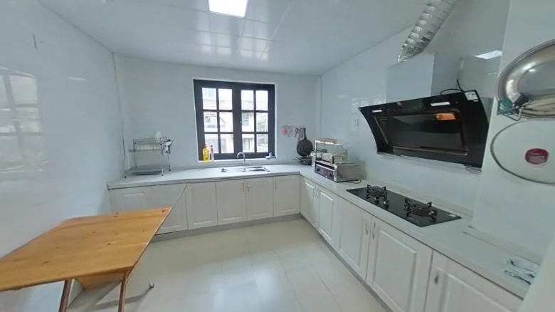 Bolinhuan Valley - View 13