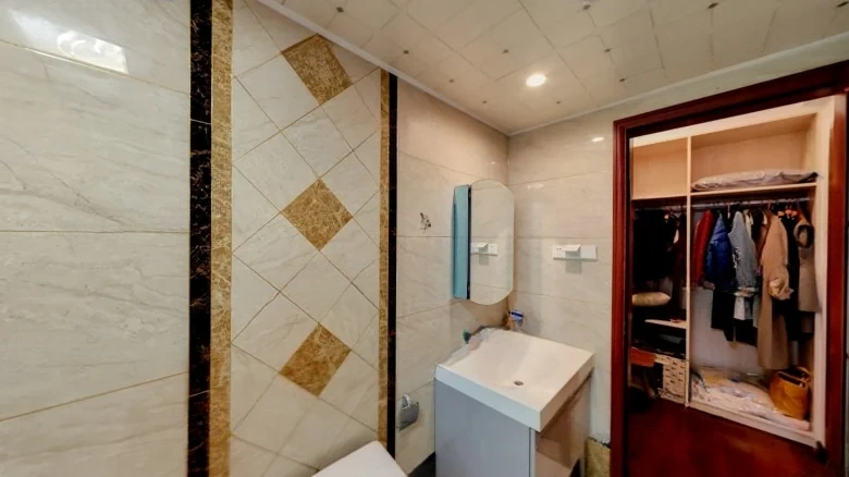 Poly International Plaza - View 25