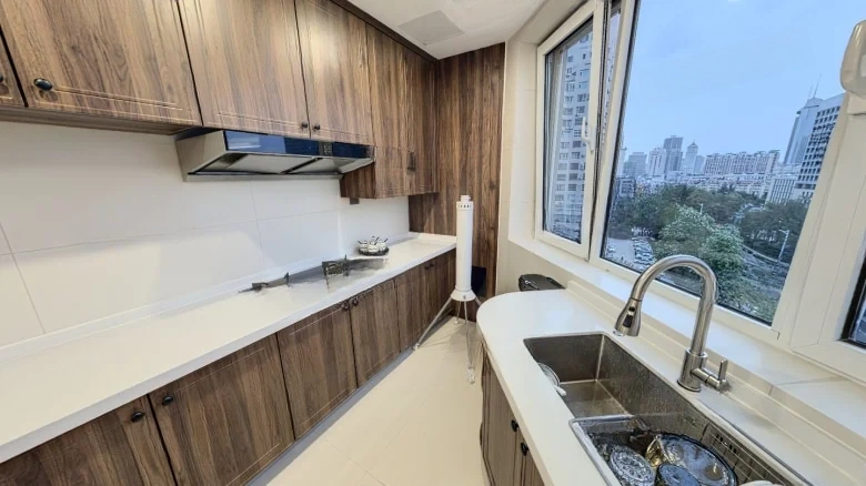 Seaview Center - View 6