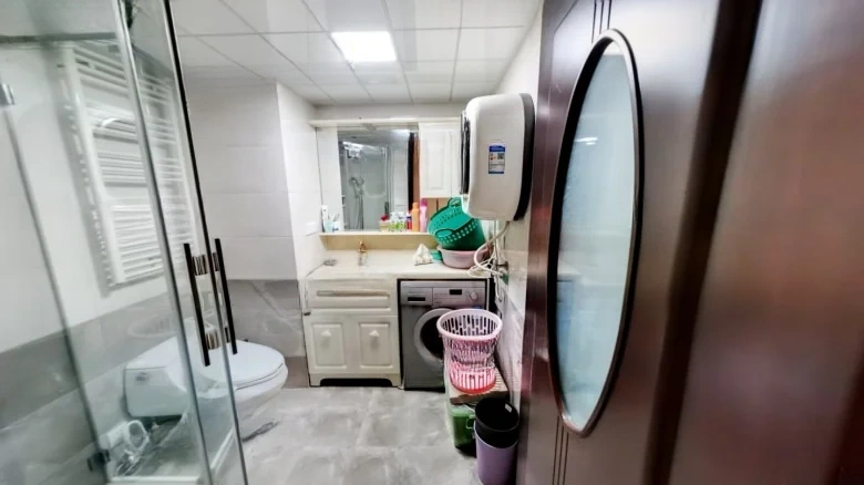 Kowloon Royal Mansion - View 8