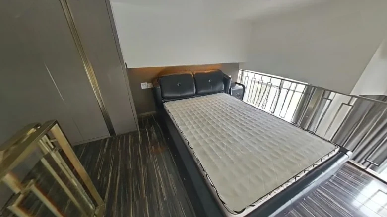 Riverfront Magnificence Court - View 2