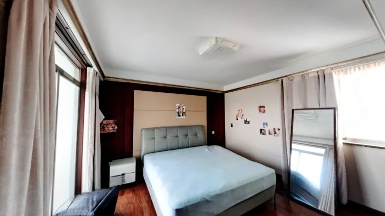 Kowloon Royal Mansion - View 3