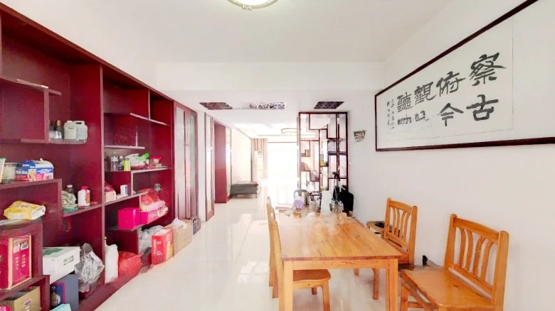 No. 8 Compound, Old Military Gateway Lane - View 4