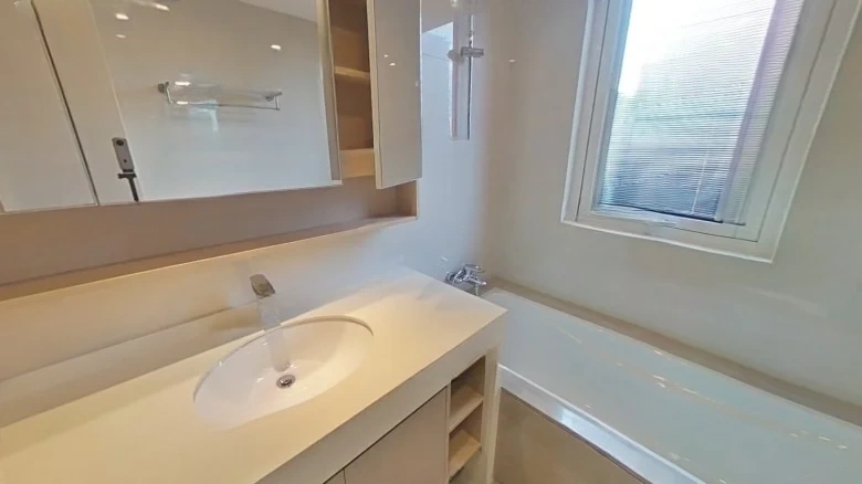 Starlit Jade Courtyard - View 9