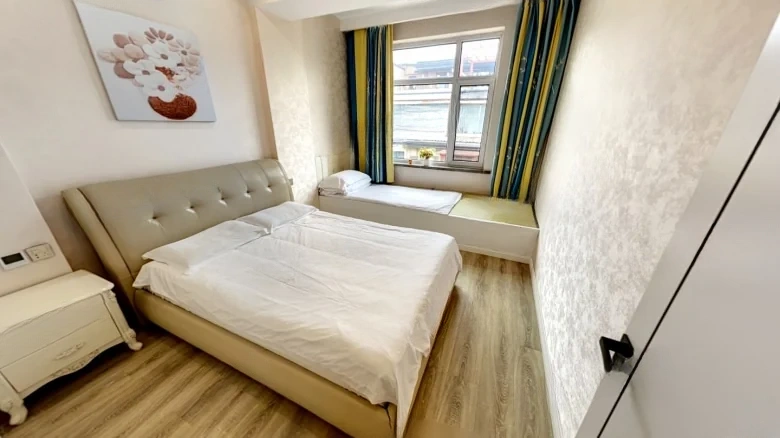 Hendaye Kingli Golden Pebble Bay - View 4