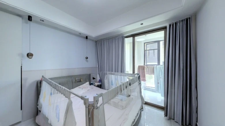 Zhengrong Riverside Purple Mansion Terrace - View 3