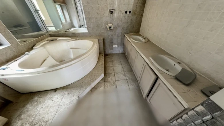 City Villa - View 13