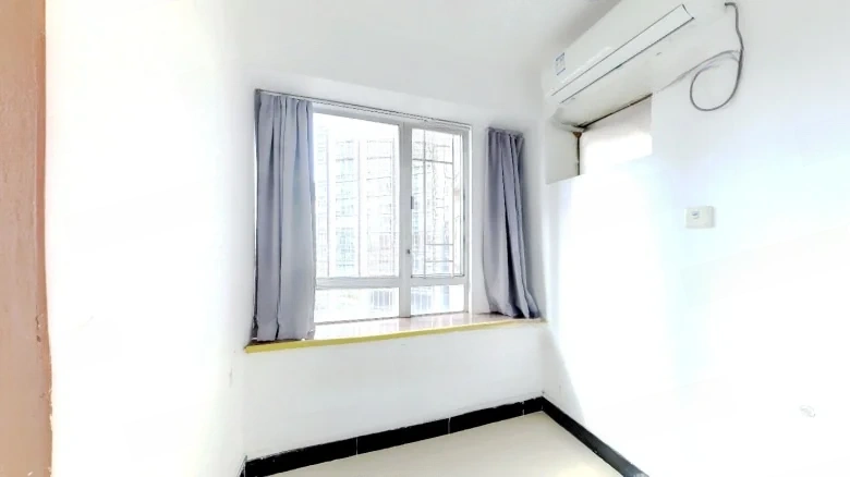 East Wind Square - View 3