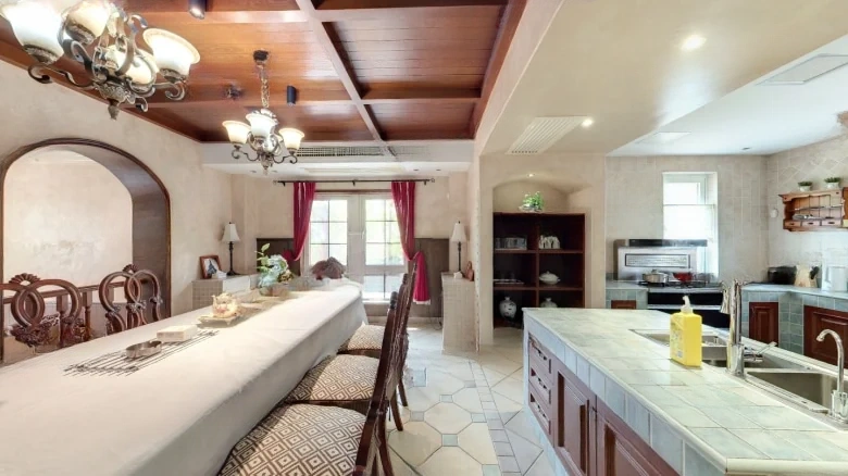 American Stories - View 7