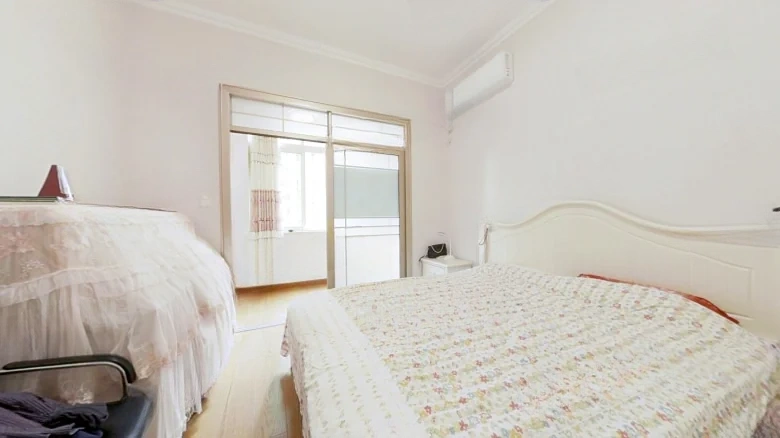 Golden Coast Apartments - View 3