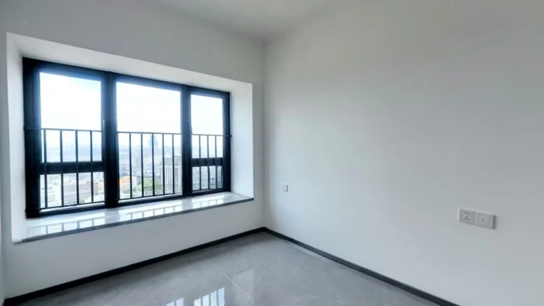 Oval Bay One - View 2