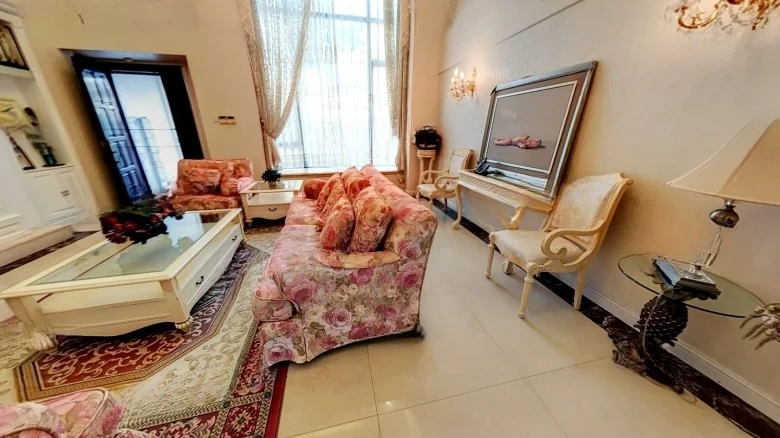 Jade Lake Manor - View 7