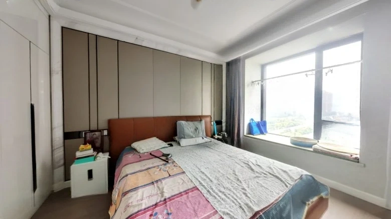 Academy One Courtyard - View 3