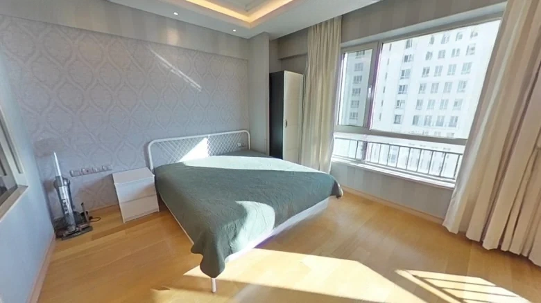 Evergrande Central Plaza - View 2