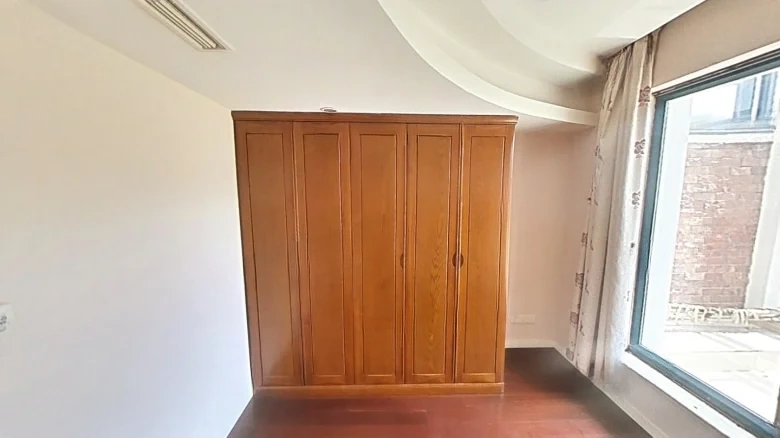 Golf Lakeview Flower Garden - View 4