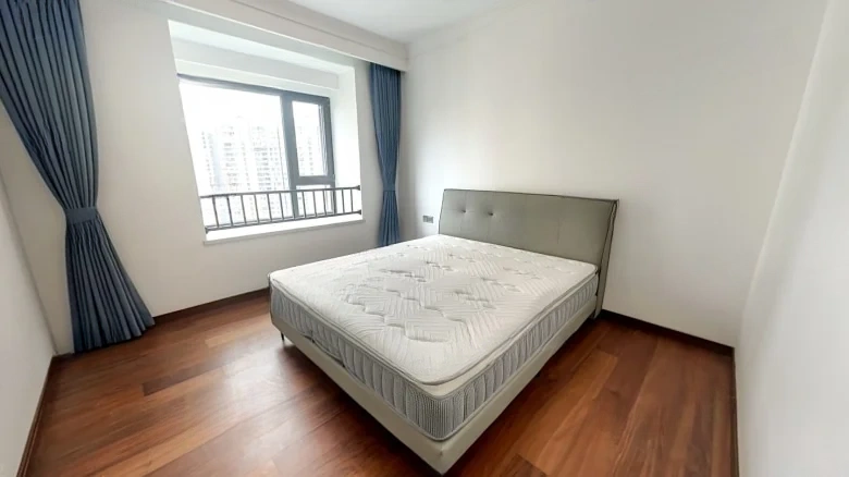 Langshixihua Mansion - View 3