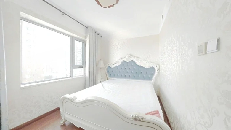 West Fifth Avenue美德公司 - View 3