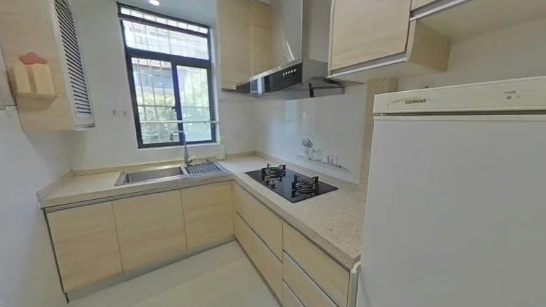 Xu Hong Apartment - View 8