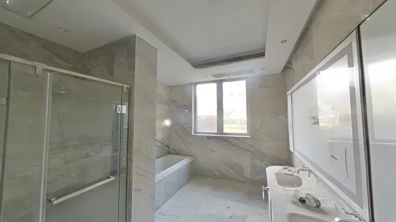 Big Fish Villa - View 13