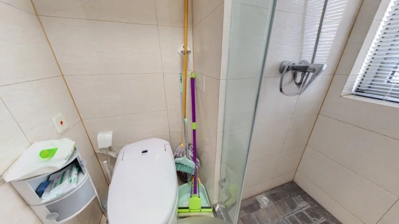 Clear Wind Riverbank - View 6