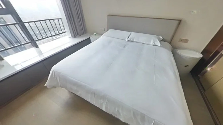 Greenland Purple Gold Center - View 5