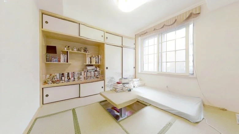 Golden Emperor Mountain Villa - View 2