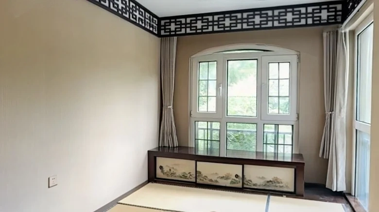 Tianshan Xi Lake - View 12