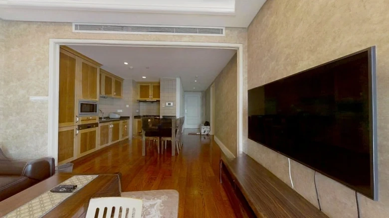 New Land International Apartment - View 2