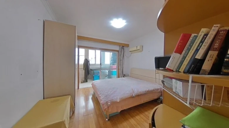 Xingjiang Apartments - View 3