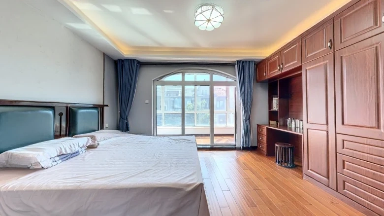 Yinshengtai Deer District - View 4