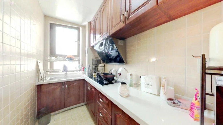 Fragrant Mountain Warmth - View 4