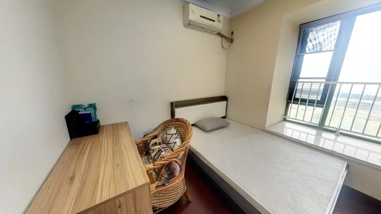 Luhu Century Peakview - View 3