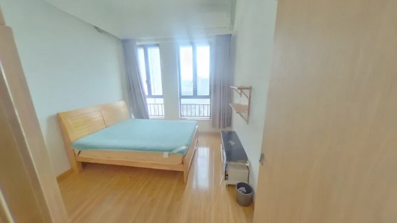 Canton Green Central Plaza - View 1