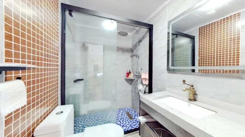 Northeast Street - View 18