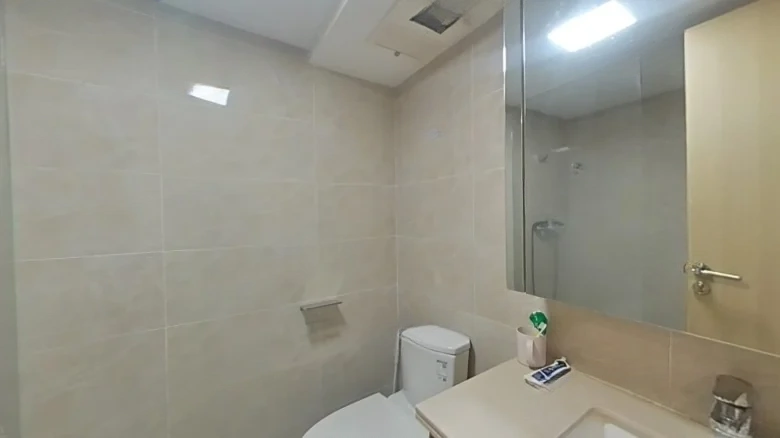 Yuehai Plaza - View 5