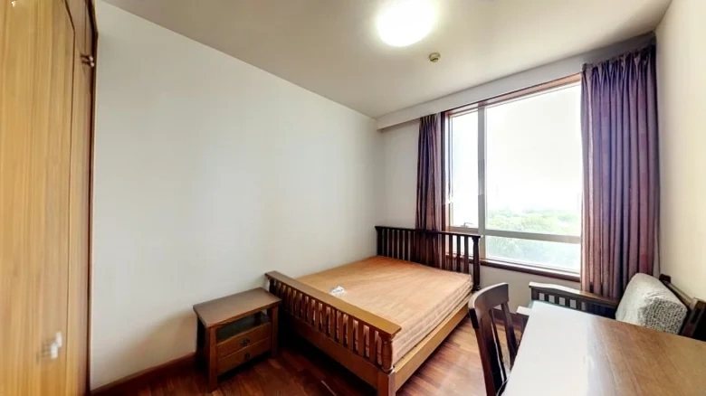 Park Avenue - View 2